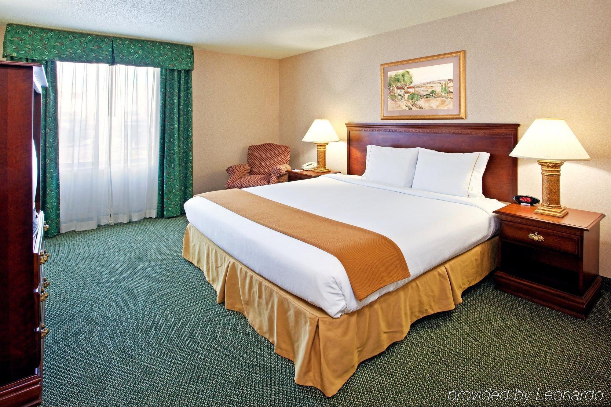 Holiday Inn Express And Suites Pittsburgh West Mifflin, An Ihg Hotel Rom bilde